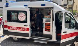 Çalıştığı inşaatta merdiven boşluğuna düşüp yaralandı