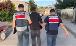'HGS Borcunuz Bulunmaktadır' ve 'Kargonuz Var' mesajıyla dolandırıcılık: 17 şüpheli gözaltına alındı / Operasyon görüntüsüyle