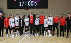Kadın Goalball Milli Takımı yarı finale çıkınca gözyaşı döktüler