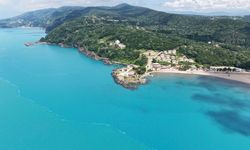 Karadeniz'de turkuaz ve mavi bir arada