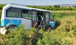 Manisa'da özel halk minibüsü devrildi: 6 yaralı