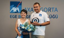 Otizmli yüzücü Tuna, Kuzey Kanalı geçişine törenle uğurlandı