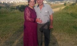 Otomobil, park halindeki TIR'a çarptı; sürücü ile eşi öldü / Ek fotoğraflar