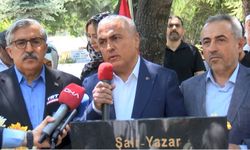 Şair ve yazar Abdurrahim Karakoç, vefatının 14'üncü yıl dönümünde kabri başında anıldı