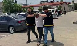 Arkadaşının 12 yaşındaki oğluna pazarda yankesicilik yaptırdı