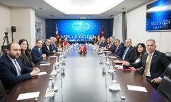 Bakan Tekin, Gürcistan Eğitim, Bilim ve Gençlik Bakanı Mikanadze ile bir araya geldi
