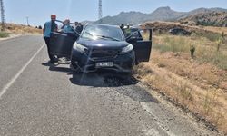 Bingöl'de otomobiller kafa kafaya çarpıştı: 1'i ağır, 10 yaralı