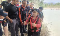 Çocuğunu kurtarmaya çalışırken suda kaybolan babanın cansız bedeni bulundu