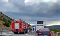 Devrilen minibüste 6'sı çocuk 16 kişi yaralandı