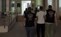 İzmir'de 280 bin sentetik ecza ele geçirildi; 3 gözaltı