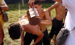 Kırkpınar'da final günü, minik boy pehlivanların güreşleriyle başladı