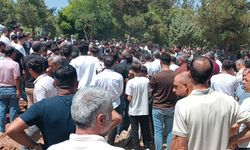 Öldürülen 3 kişi, saldırıya uğradıkları mezarlıkta son yolculuklarına uğurlandı