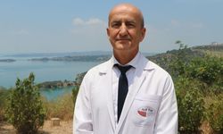 Prof. Dr. Sebe'den Kritik Uyarı: Derinliği Bilinmeyen Sulara Atlamayın
