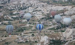 Sıcak hava balonları, 15 Temmuz için Türk bayrakları ile havalandı