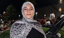 Diyarbakır'da sıcaklık 40 dereceyi aştı, hortumla serinleyenler objektife yansıdı