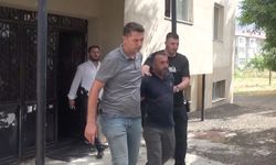 Eşini boşanmaktan vazgeçirmek için 2 çocuğunu balkonda alıkoydu; polis tarafından etkisiz hale getirildi