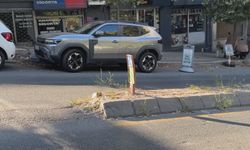 Kağıthane'de motosikletin çarptığı yaya öldü; kaza kamerada