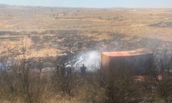 Niğde-Ankara Otoyolu'nda madeni yağ yüklü TIR devrildi; 1 ölü