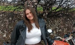 Otomobille çarpışan motosikletin sürücüsü Nehir, hayatını kaybetti