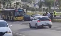 Başakşehir'de İETT otobüsü ile otomobil çarpıştı: 3 yaralı