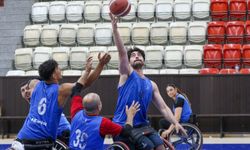 Tekerlekli sandalye basketbolda İzmir'in Süper Lig'deki köklü temsilcisi yeni sezona hazır