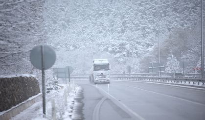 Samsun-Ankara Kara Yolunda Kar ve Sis Etkili