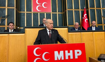 Bahçeli: ABD'nin İran'a saldırması bölgesel ve küresel dengeleri sakatlayacak mahiyette