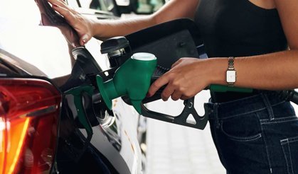 Akaryakıtta Büyük İndirim Sinyali: 10 TL’yi Aşabilir