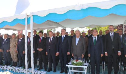 Binali Yıldırım: Denizcilikte Türk bayrağı kara listeden beyaz listeye geçti