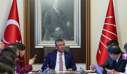Özgür Özel: İkinci bir parti hazır etmek lazım olabilir