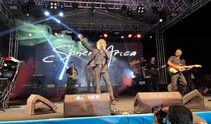 Soner Arıca, Fatsa konserinde annesi ve dayısı Kadir İnanır'ı andı