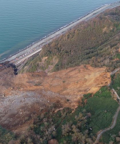 Doğu Karadeniz’de Heyelan Tehlikesi! Uzmanlar Uyardı