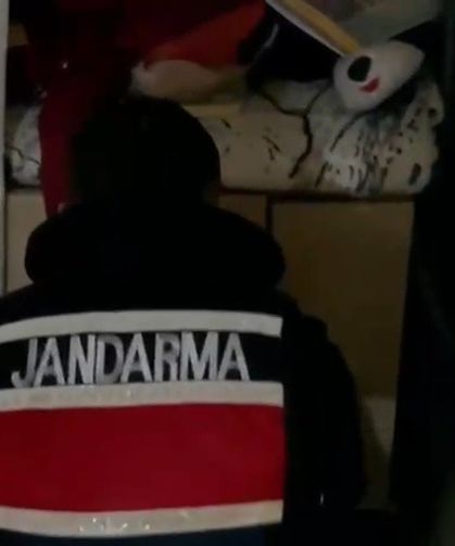 Ünlü kişilerin yapay zeka görüntüleriyle dolandırıcılığa 2 tutuklama