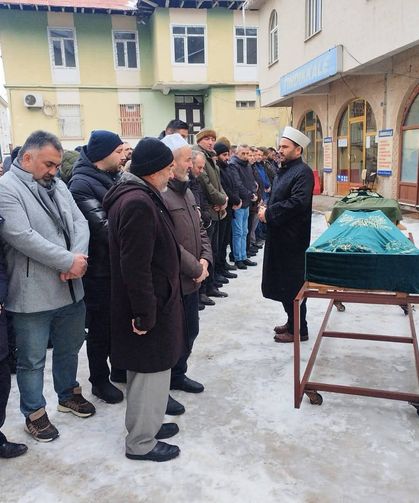 50 yıllık çift, aynı gün kalp krizinden hayatını kaybetti