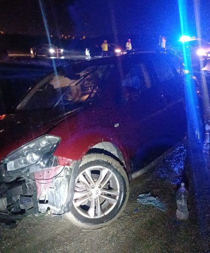 Çorum'da iki otomobil çarpıştı: 6 kişi yaralandı