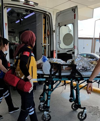 Bungalov havuzunda boğulma tehlikesi geçiren çocuk tedaviye alındı
