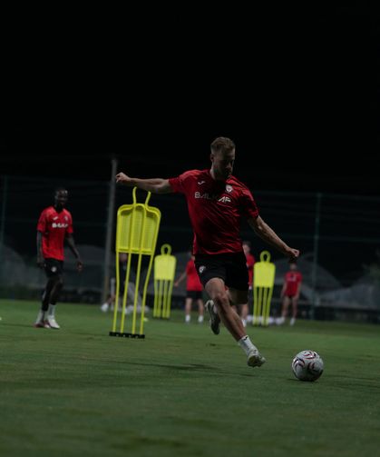Arca Çorum FK'da Burak Yılmaz dönemi başladı