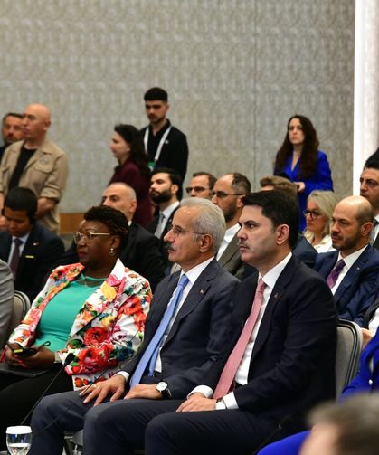 Bakan Kurum: Okyanuslarımızın geleceği devasa bir risk altındadır