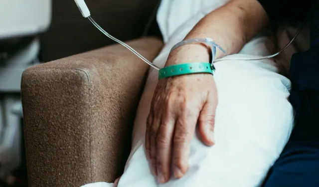 Uzmanları Uyardı: 50 Yaş Altı Kanser Vakaları Artıyor