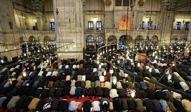 Samsun'da Bayram Namazı Saati: 05.37