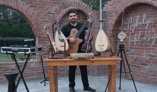 Atakan Karadeniz İsmail YK'ya 1 Dakikada 8 Enstrümanla Cevap Verdi