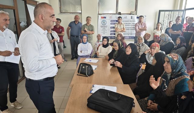 Samsun'da Kadınlara Uygulamalı Konserve Yapımı Eğitimi Verildi