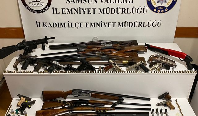 Samsun'da İki Evinde 27 Silah Ele Geçirilen Zanlı Yakalandı