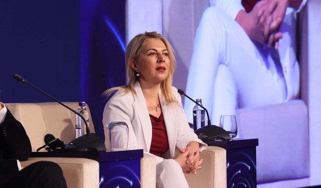 'En akıllı toplum, teknolojiyi en insani kullanan olacak'