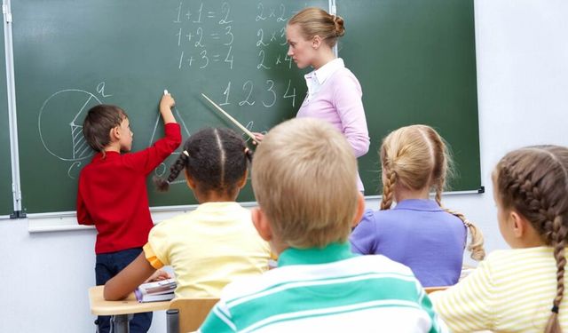 Ortaokullarda Yapay Zeka Dersi Müfredata Giriyor