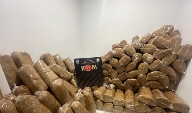Amasya'da 1.2 ton kıyılmış tütün ele geçirildi; 1 gözaltı