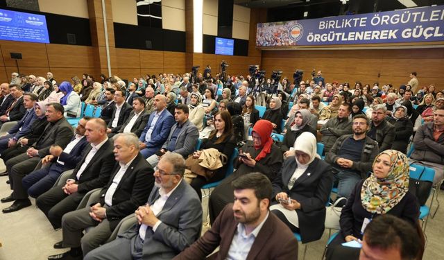 Bakan Göktaş: Reyting kaygısıyla yapılan içerikleri görmezlikten gelemeyiz
