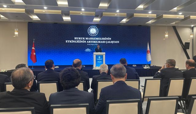 Bakan Tunç: e-Tebligat ile 20 milyar 128 milyon 835 bin TL tasarruf sağladık