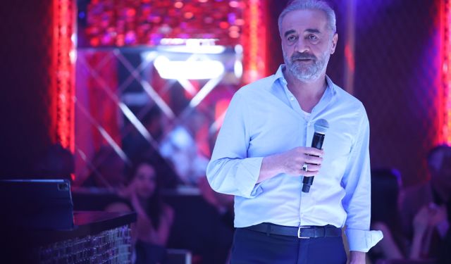 Yılmaz Erdoğan’dan “İnci Taneleri”ne Türkü Dolu Duygusal Gece
