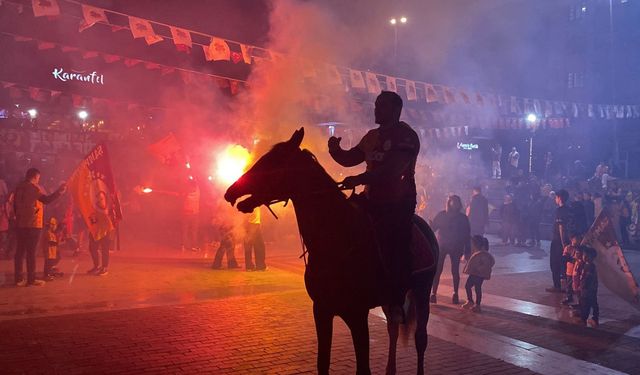 Karabük'te şampiyonluğu at binerek kutladılar